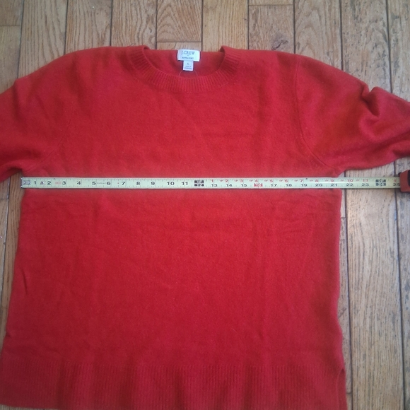 J. Crew Womens Red Extra Soft Crew Neck Sweater NWT - Picture 9 of 11